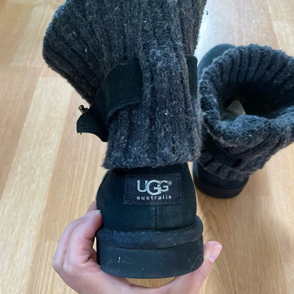 UGG Classic Solene Mini Sweater Buckle Boots Black Size 8
